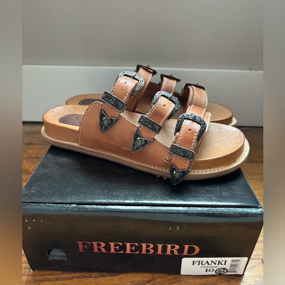 NIB FREEBIRD Franki sandals
